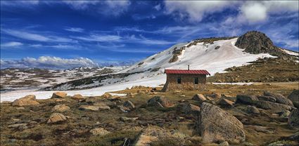 Seamans Hut - Kosciuszko NP - NSW  T (PBH4 00 10539)